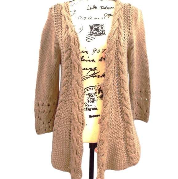 Free People Sweaters - Free People Tan Button-Up V-Neck Long Sleeve Cable Knit Cardigan Size Medium